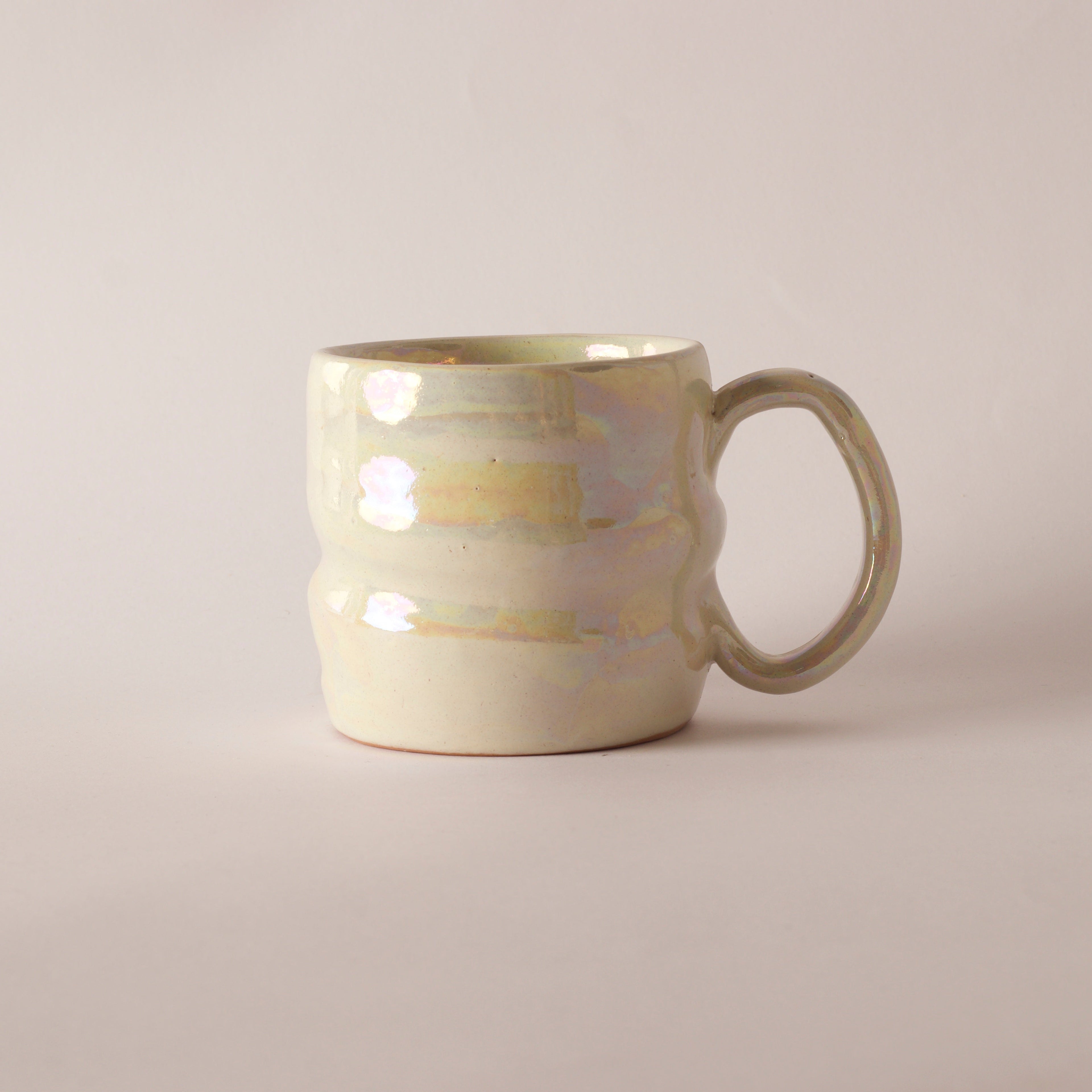 Opal Beige Pearl Mug